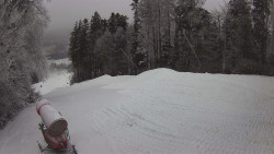 Prostřední část sjezdovky a snowpark