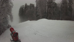 Prostřední část sjezdovky a snowpark