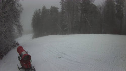 Prostřední část sjezdovky a snowpark