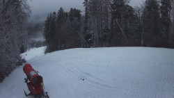 Prostřední část sjezdovky a snowpark
