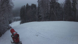 Prostřední část sjezdovky a snowpark