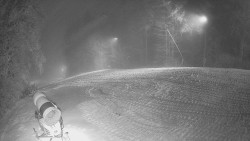 Prostřední část sjezdovky a snowpark