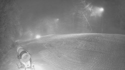 Prostřední část sjezdovky a snowpark