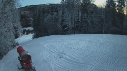 Prostřední část sjezdovky a snowpark