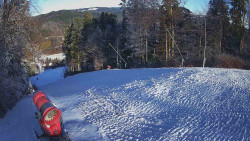 Prostřední část sjezdovky a snowpark