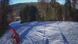 Prostřední část sjezdovky a snowpark