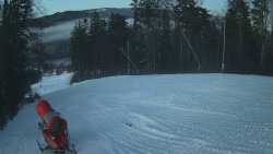 Prostřední část sjezdovky a snowpark