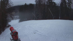 Prostřední část sjezdovky a snowpark