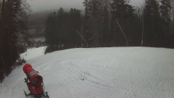 Prostřední část sjezdovky a snowpark