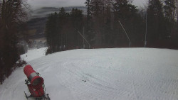 Prostřední část sjezdovky a snowpark