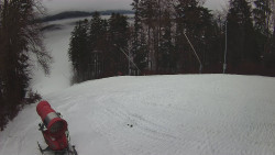 Prostřední část sjezdovky a snowpark