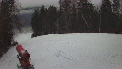 Prostřední část sjezdovky a snowpark