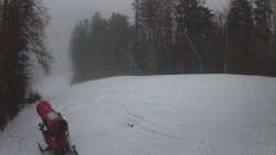 Prostřední část sjezdovky a snowpark