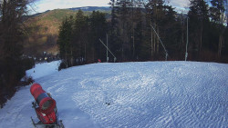 Prostřední část sjezdovky a snowpark