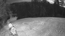 Prostřední část sjezdovky a snowpark