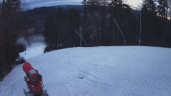 Prostřední část sjezdovky a snowpark