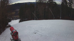 Prostřední část sjezdovky a snowpark