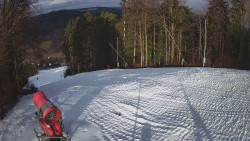 Prostřední část sjezdovky a snowpark