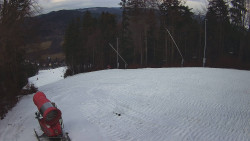 Prostřední část sjezdovky a snowpark