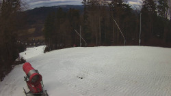 Prostřední část sjezdovky a snowpark