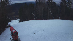 Prostřední část sjezdovky a snowpark