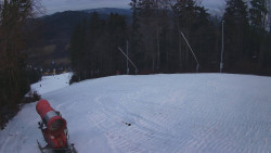 Prostřední část sjezdovky a snowpark