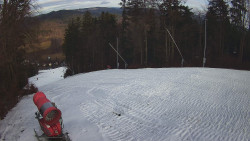 Prostřední část sjezdovky a snowpark