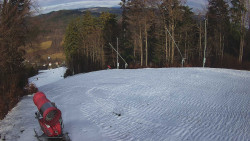 Prostřední část sjezdovky a snowpark