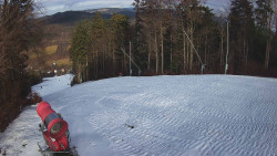 Prostřední část sjezdovky a snowpark