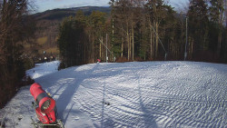 Prostřední část sjezdovky a snowpark