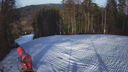 Prostřední část sjezdovky a snowpark