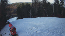 Prostřední část sjezdovky a snowpark