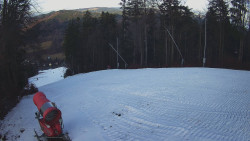 Prostřední část sjezdovky a snowpark