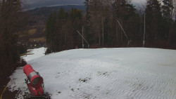 Prostřední část sjezdovky a snowpark