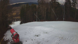 Prostřední část sjezdovky a snowpark