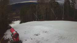 Prostřední část sjezdovky a snowpark
