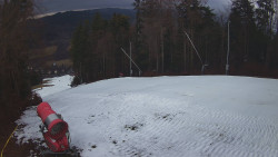 Prostřední část sjezdovky a snowpark