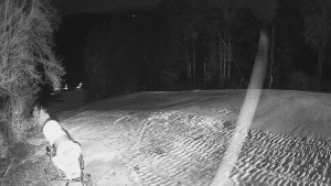 Skiareál Karolinka - Prostřední část sjezdovky a snowpark - 6.12.2025 v 01:15 Skiareál Karolinka - Prostřední část sjezdovky a snowpark - 6.12.2025 v 01:15