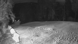 Skiareál Karolinka - Prostřední část sjezdovky a snowpark - 6.12.2025 v 06:35 Skiareál Karolinka - Prostřední část sjezdovky a snowpark - 6.12.2025 v 06:35