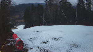 Skiareál Karolinka - Prostřední část sjezdovky a snowpark - 6.12.2025 v 07:50 Skiareál Karolinka - Prostřední část sjezdovky a snowpark - 6.12.2025 v 07:50