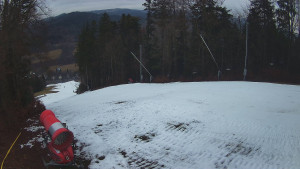 Skiareál Karolinka - Prostřední část sjezdovky a snowpark - 6.12.2025 v 08:02 Skiareál Karolinka - Prostřední část sjezdovky a snowpark - 6.12.2025 v 08:02