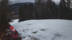 Prostřední část sjezdovky a snowpark