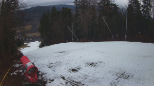 Skiareál Karolinka - Prostřední část sjezdovky a snowpark - 6.12.2025 v 08:40 Skiareál Karolinka - Prostřední část sjezdovky a snowpark - 6.12.2025 v 08:40