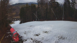 Prostřední část sjezdovky a snowpark
