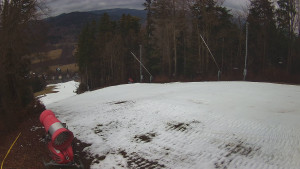 Skiareál Karolinka - Prostřední část sjezdovky a snowpark - 6.12.2025 v 12:02 Skiareál Karolinka - Prostřední část sjezdovky a snowpark - 6.12.2025 v 12:02