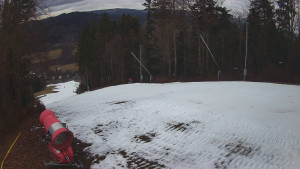 Skiareál Karolinka - Prostřední část sjezdovky a snowpark - 6.12.2025 v 12:45 Skiareál Karolinka - Prostřední část sjezdovky a snowpark - 6.12.2025 v 12:45
