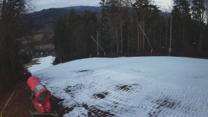Skiareál Karolinka - Prostřední část sjezdovky a snowpark - 6.12.2025 v 14:20 Skiareál Karolinka - Prostřední část sjezdovky a snowpark - 6.12.2025 v 14:20