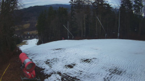 Skiareál Karolinka - Prostřední část sjezdovky a snowpark - 6.12.2025 v 14:50 Skiareál Karolinka - Prostřední část sjezdovky a snowpark - 6.12.2025 v 14:50