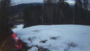 Skiareál Karolinka - Prostřední část sjezdovky a snowpark - 6.12.2025 v 15:02 Skiareál Karolinka - Prostřední část sjezdovky a snowpark - 6.12.2025 v 15:02