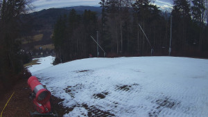 Skiareál Karolinka - Prostřední část sjezdovky a snowpark - 6.12.2025 v 15:05 Skiareál Karolinka - Prostřední část sjezdovky a snowpark - 6.12.2025 v 15:05